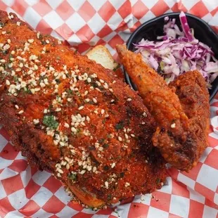 Quarter White Fried Chicken w/ White Bread &amp; Coleslaw