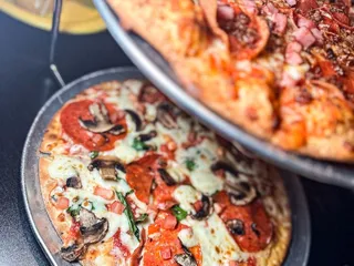 Blue Rock Pizza & Tap