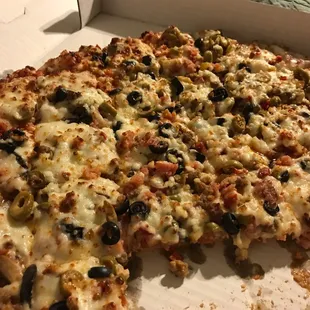 I love how their slices are cut into squares