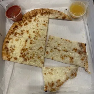 Cheese bread with 2 dipping sauces