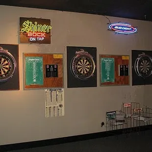 Darts at Sir Winston's Pub