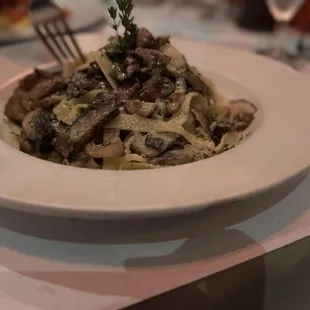 Special: house made egg based fettuccine with 4 varieties of mushrooms, white truffle