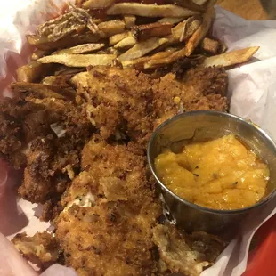 Can someone make me understand what is this sauce? Because it&apos;s not buffalo