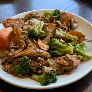 Pad see ew with pork - yummy. Great sauce etc