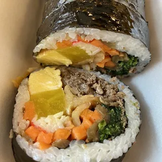 B3. Beef Kimbap