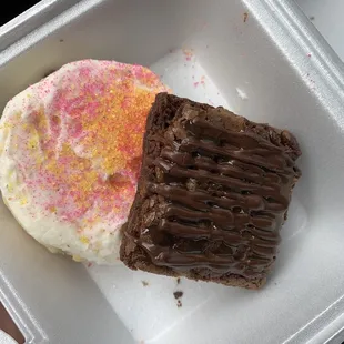 Sis' Sweets Coffee Shop