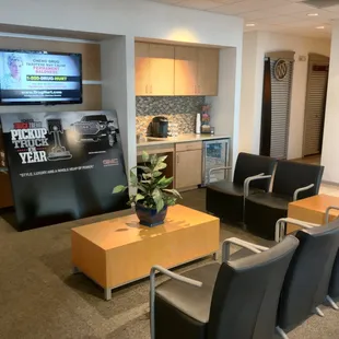 Sisbarro Buick GMC customer lounge in Las Cruces, NM.