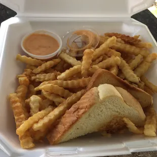 Fries with mandatory Texas toast