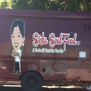 Sista Soul Food &amp; Catering Food Truck