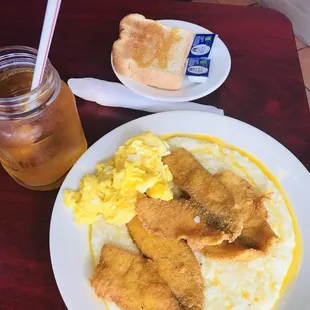 a plate of food and a drink