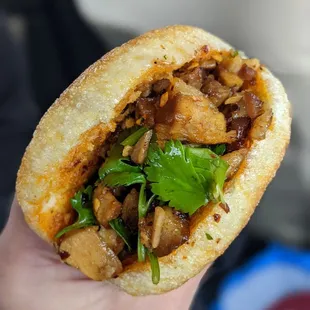 Spicy Pork Burger 辣猪馍