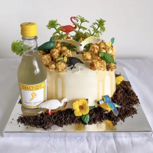 We also make cakes!