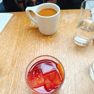 Sisters Mezcal Negroni