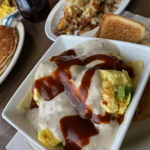 Al&apos;s Breakfast Bowl with Texas Toast &amp; a side of grits