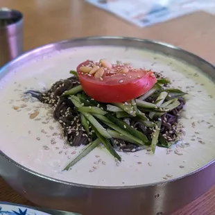 Soybean cold noodles