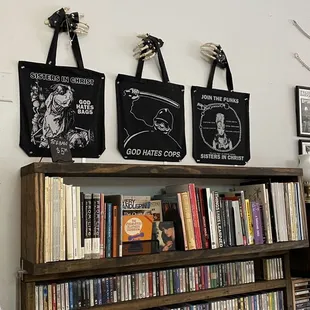 Tote bags