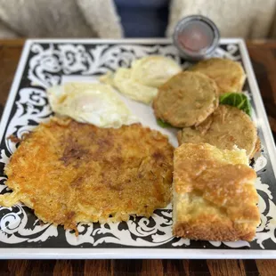 Eggs with green fried tomatoes hashbrown casserole
