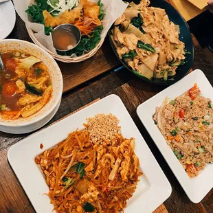 pad thai, chicken fried rice, chicken pad see ew, tom yum, chicken wontons