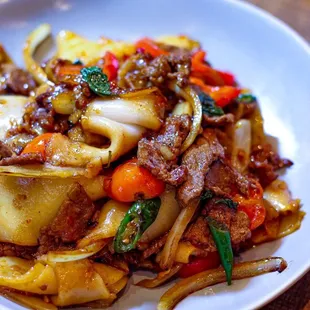 @ninjagrubs Beef Drunken Noodles