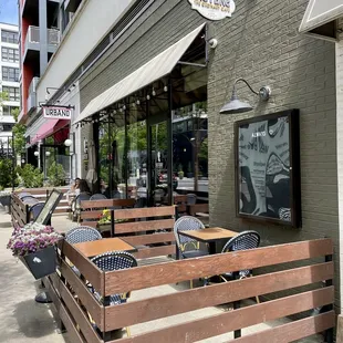 Outside / Exterior of restaurant with a cute little sidewalk &quot;patio&quot; seating area - nice place to people watch while enjoying a meal