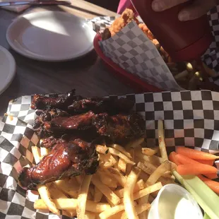 Smoked wings and FF's