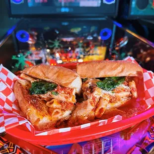 baked ziti on garlic bread for sandwich week 2024