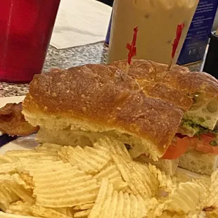 Mozzarella sandwich - with bacon