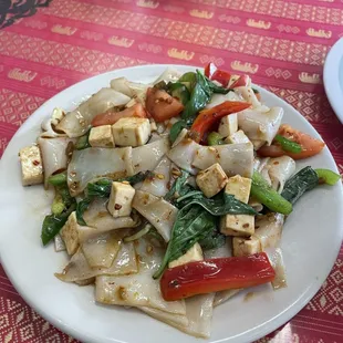 N6. Drunken Noodle