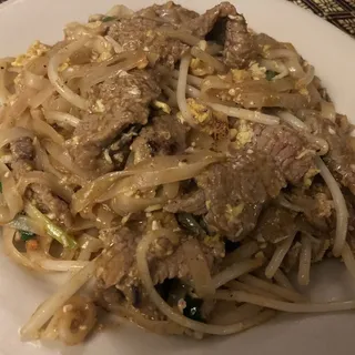 N1. Pad Thai Noodle