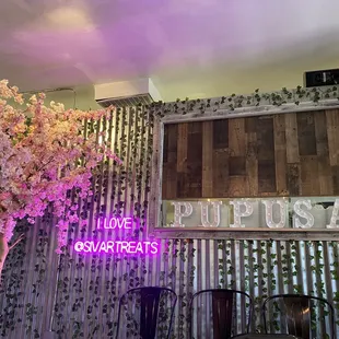 Nice set up inside. Insta worthy