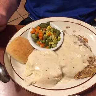 food, fried chicken wings, poultry, bbq wings, chicken wings, fried chicken, bbq chicken, chicken wings and fried chicken, chicken