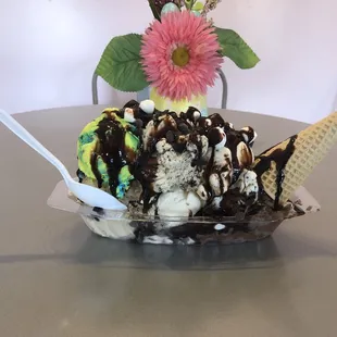 Six Scoops Special