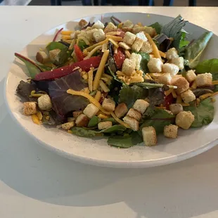 This was a SIDE salad. Delirious and fresh