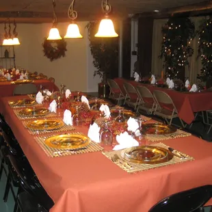 Join us in the cellar for a wine-tasting experience.