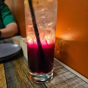 Blackberry gin fizz (seasonal)