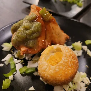 Samosa and puri. Mmmm this one had yogurt, tamarind and mint chutney over the chilled potatoes.