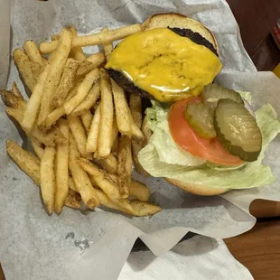 Classic Burger (1/2lb)