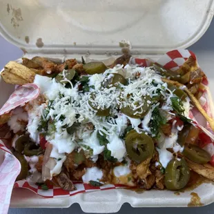 loaded fries w chicken masala (mild sauce)