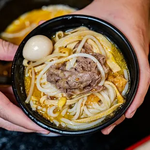 Golden Chili Beef Slice Rice Noodle