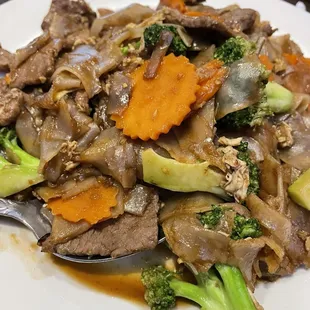 N3. Pad See Ew Noodle