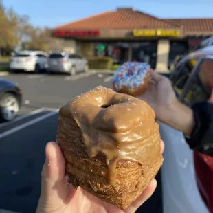 Maple cronut