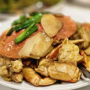 Ginger Scallion Dungeness Crab