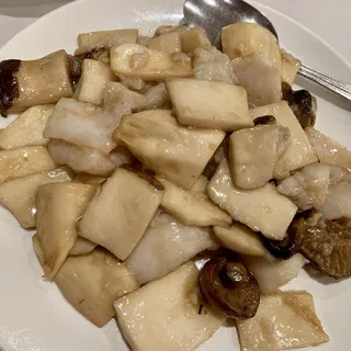 Stir Fried Fish Filet with Seasonal Green