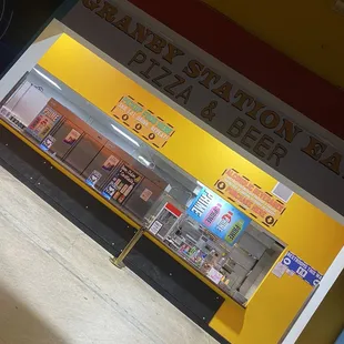 Food &amp; Drinks Area