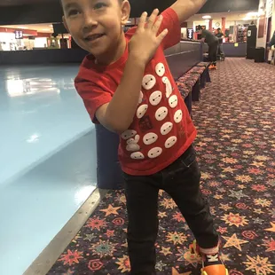 Free skate lessons at noon every Saturday