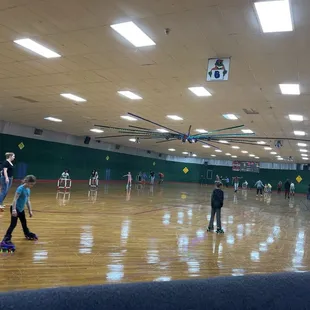 Skating rink