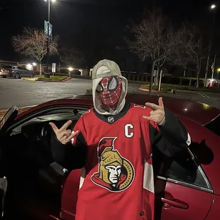 Spider-Man goes to visit Skate Town!