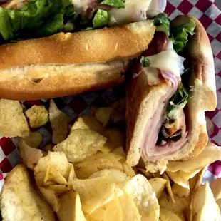 Ham and Turkey with all the toppings you would put on a pizza.(minus onion and peppers ) So yum!