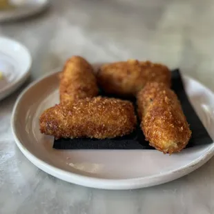 Croquetas with ham