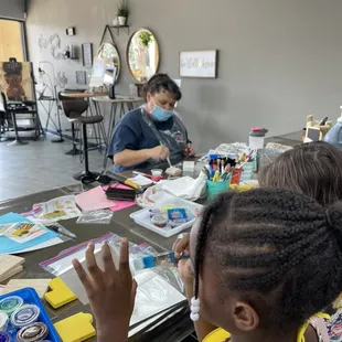 Drop in N-studio paint craft.
